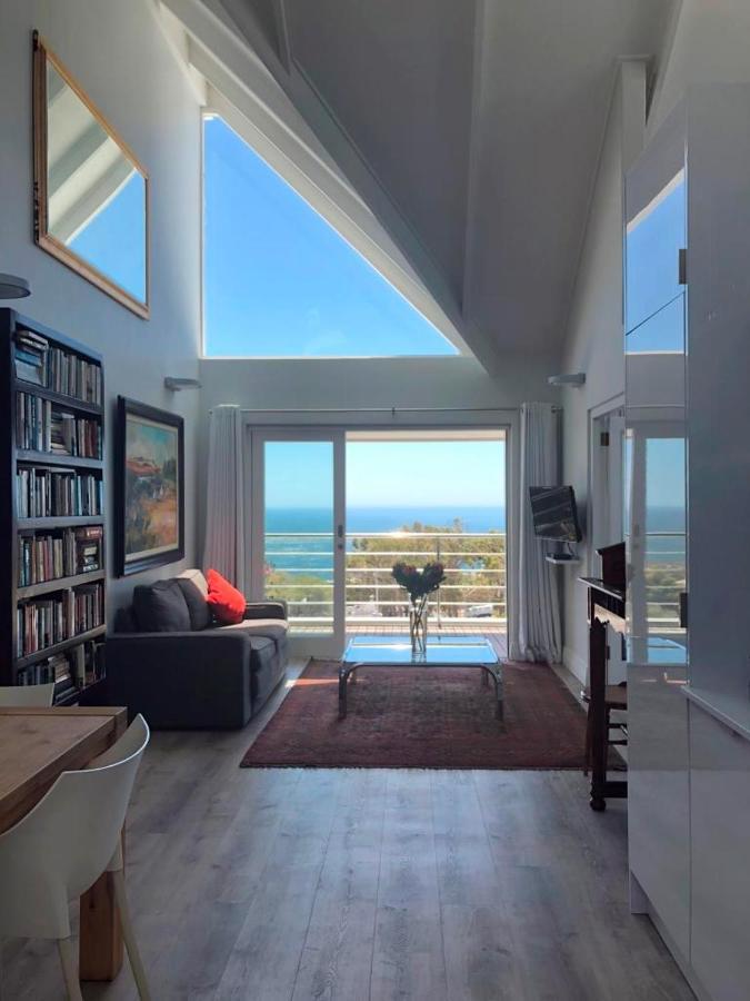 Camps Bay Loft With Stunning Mountain And Ocean Views Διαμέρισμα Κέιπ Τάουν Εξωτερικό φωτογραφία